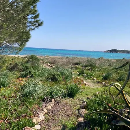 Villa Villa Bluebay en bord de plage proche de toutes commodités *
