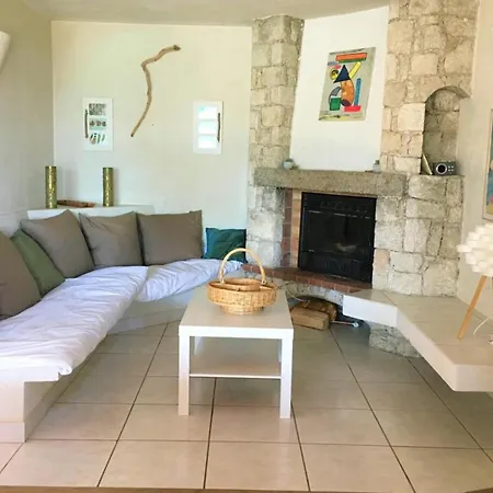 Villa Villa Bluebay en bord de plage proche de toutes commodités